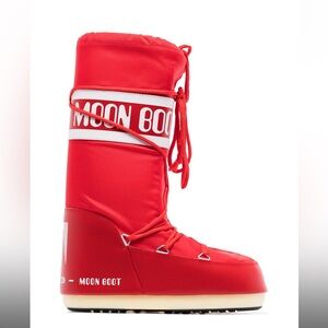 Red Moon Boots - like new worn a handful of times